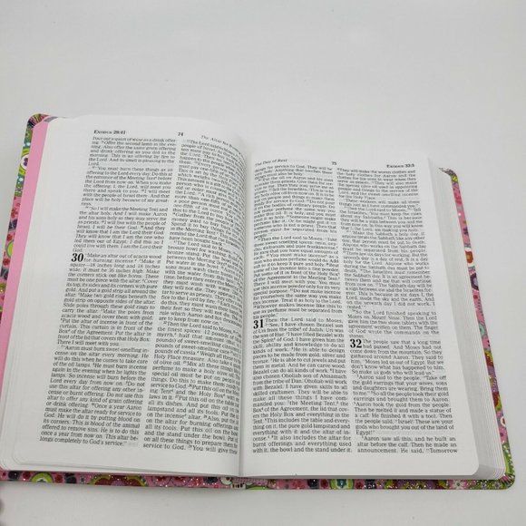 International Children's Bible Shiny Sequin Pink Colorful Holy Bible - Picture 8 of 10